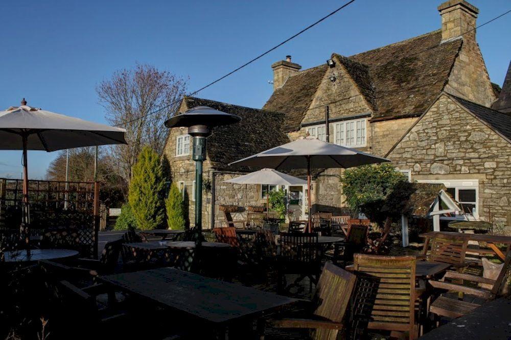 The Tollgate Inn Bradford-On-Avon Екстериор снимка