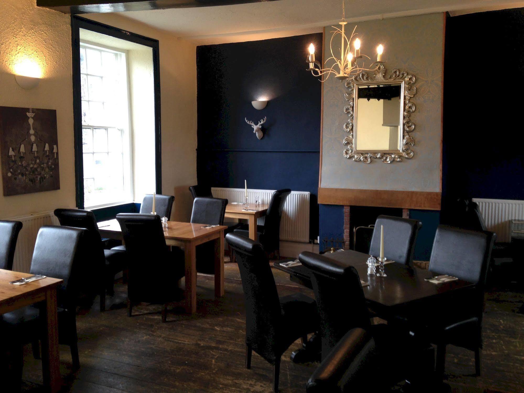 The Tollgate Inn Bradford-On-Avon Екстериор снимка